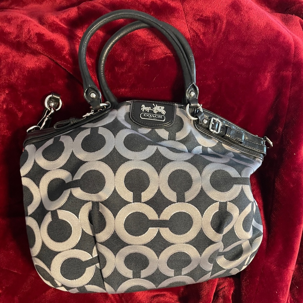 COACH - Lindsey Satchel Bag